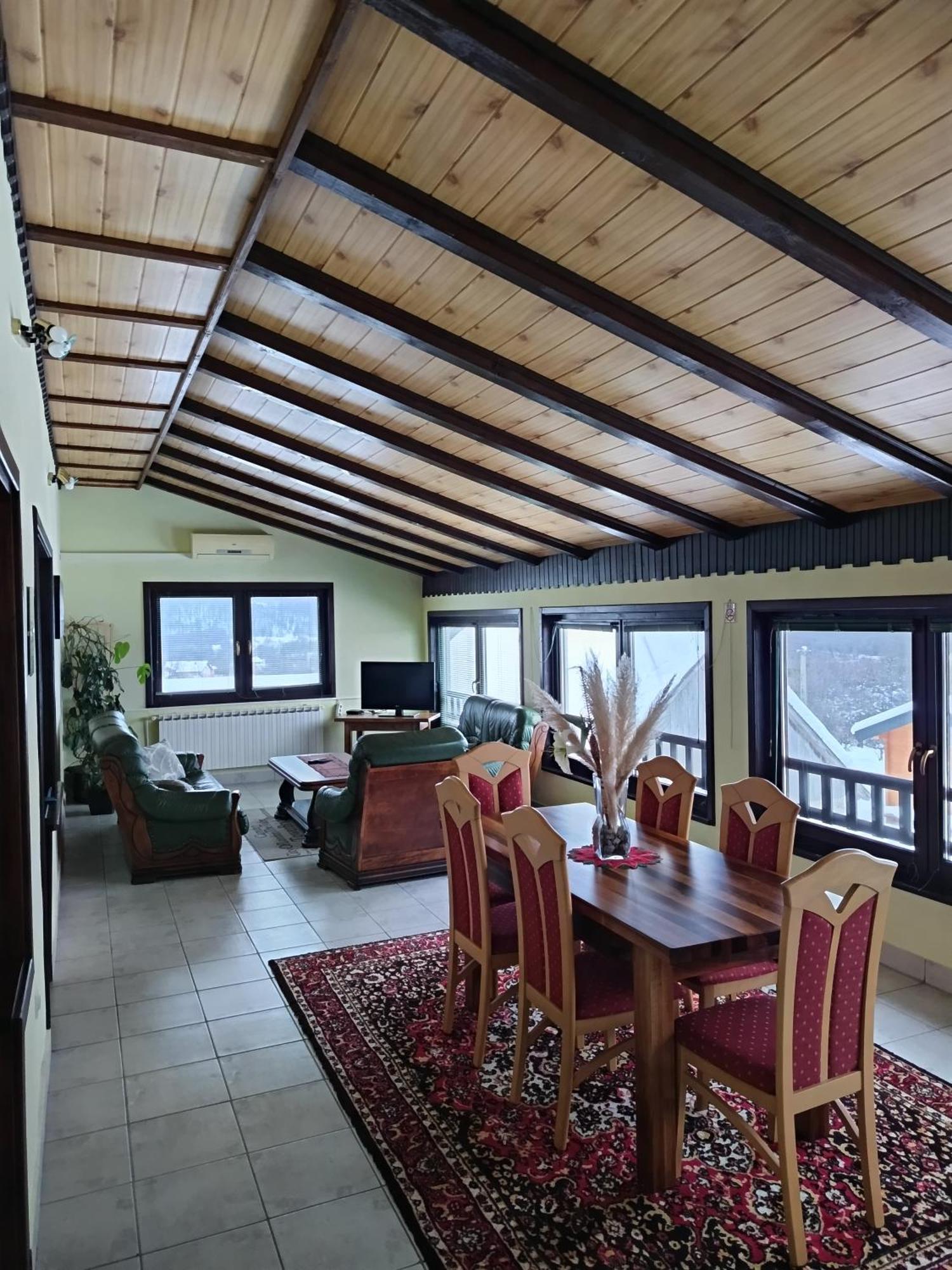 Guesthouse Pavlicic 드레즈니크그라드 외부 사진
